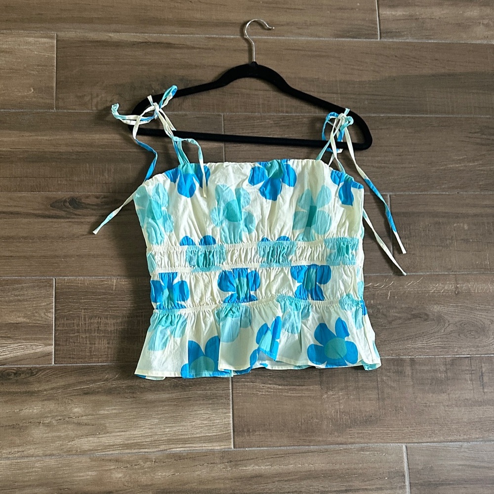 Jacquie the label Blue and White Floral top